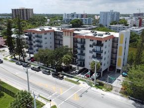 12590 NE 16th Ave 608, North Miami FL 33161