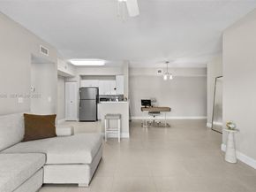 6968 SW 39th St F204, Davie FL 33314
