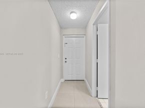 6968 SW 39th St F204, Davie FL 33314
