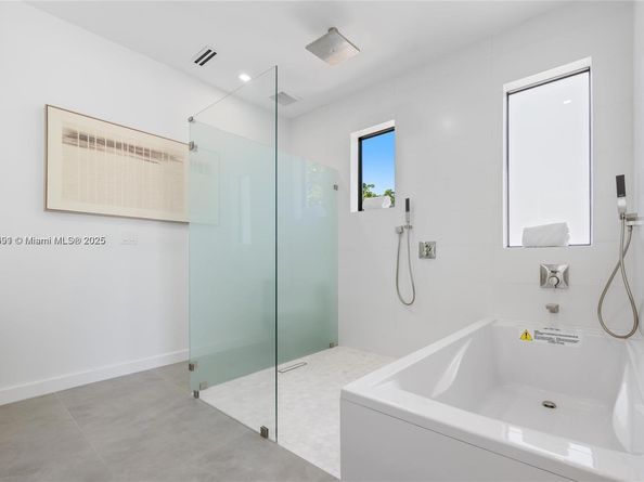 1533 SW 22nd Terrace, Miami FL 33145