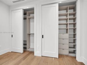 229 NW 42nd St, Miami FL 33127