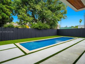 229 NW 42nd St, Miami FL 33127