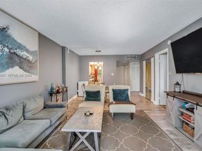 3321 NW 47th Ter 330, Lauderdale Lakes FL 33319