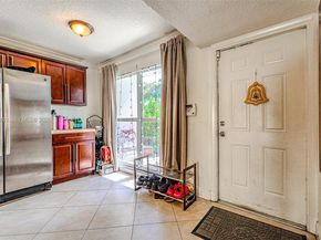 3331 Farragut St 8A, Hollywood FL 33021