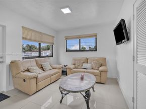 1910 NW 31st St, Miami FL 33142