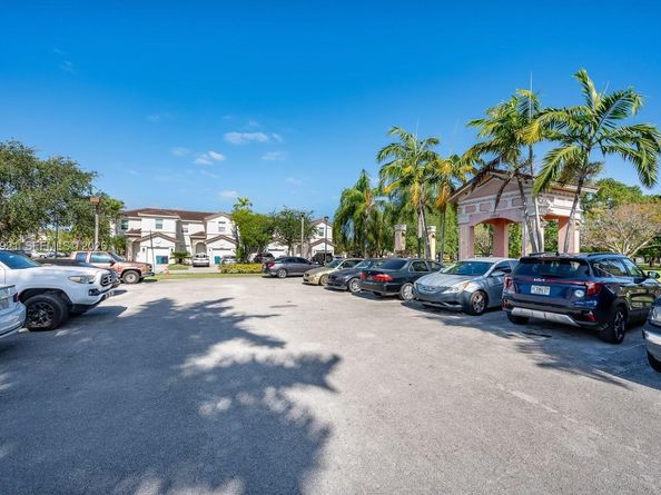 10958 SW 247th Ter, Homestead FL 33032