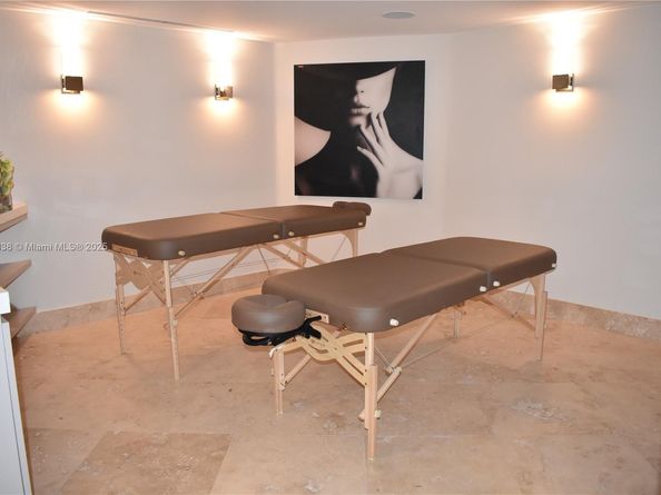 17555 Collins Ave 406, Sunny Isles Beach FL 33160