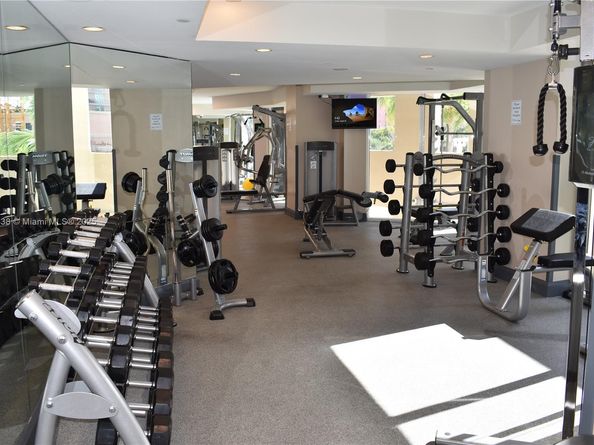 17555 Collins Ave 406, Sunny Isles Beach FL 33160