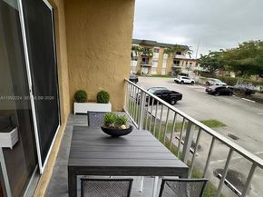 5400 SW 77 Court 2R, Miami FL 33155