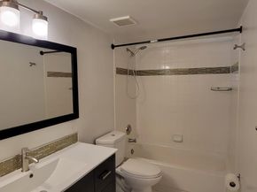 3469 NW 44th St 103, Oakland Park FL 33309