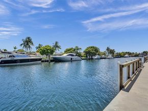 455 Paradise Isle Blvd 104, Hallandale Beach FL 33009