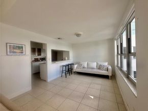 9102 W Bay Harbor Dr 6B, Bay Harbor Islands FL 33154