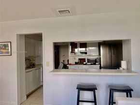 9102 W Bay Harbor Dr 6B, Bay Harbor Islands FL 33154