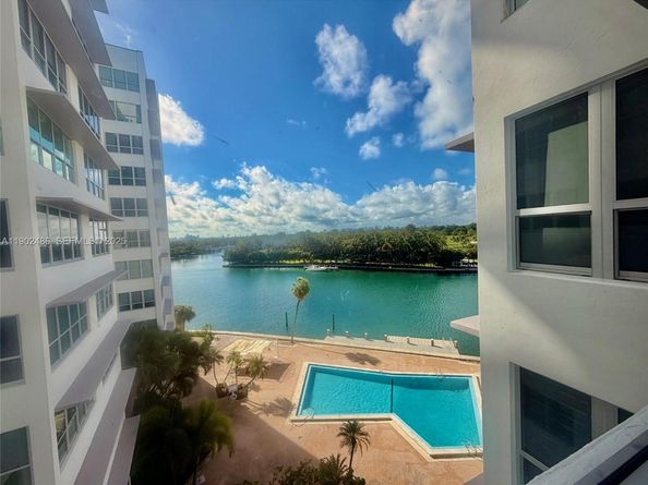 9102 W Bay Harbor Dr 6B, Bay Harbor Islands FL 33154