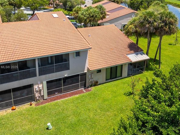 16624 Greens Edge Cir 75, Weston FL 33326
