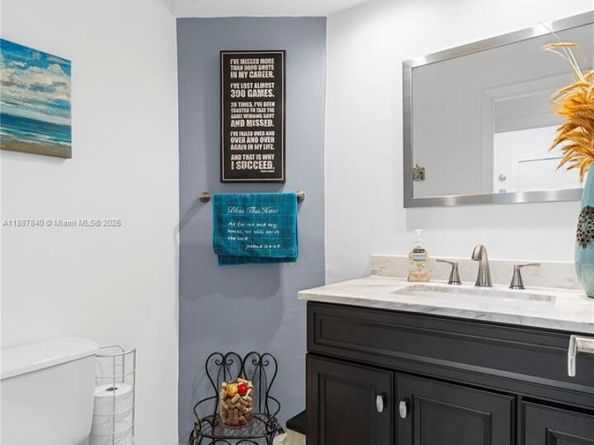 16624 Greens Edge Cir 75, Weston FL 33326