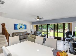 16624 Greens Edge Cir 75, Weston FL 33326