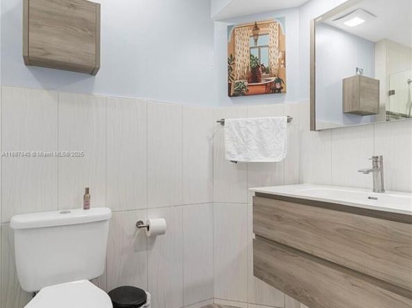 16624 Greens Edge Cir 75, Weston FL 33326