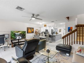 16624 Greens Edge Cir 75, Weston FL 33326