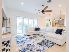 2763 Oakbrook Dr, Weston FL 33332