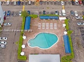 330 SE 2nd St 404G, Hallandale Beach FL 33009
