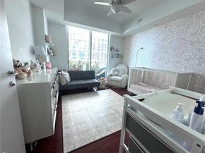 300 S Biscayne Blvd 3504, Miami FL 33131