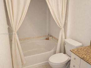 1830 Radius Dr 624, Hollywood FL 33020