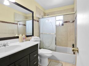 550 SW 115th Ave 306F, Sweetwater FL 33174