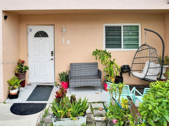 550 SW 115th Ave 306F, Sweetwater FL 33174