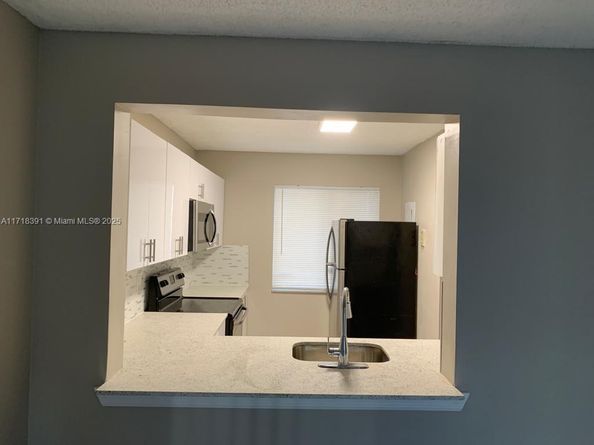 8700 N Sherman Cir 305, Miramar FL 33025