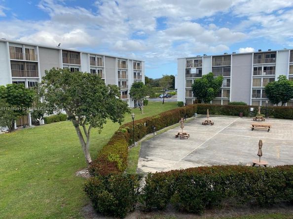 8700 N Sherman Cir 305, Miramar FL 33025