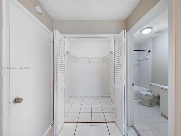 13910 SW 160th Ter, Miami FL 33177