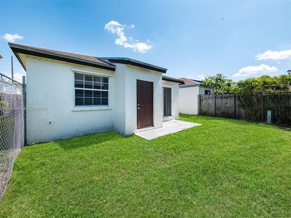 13910 SW 160th Ter, Miami FL 33177