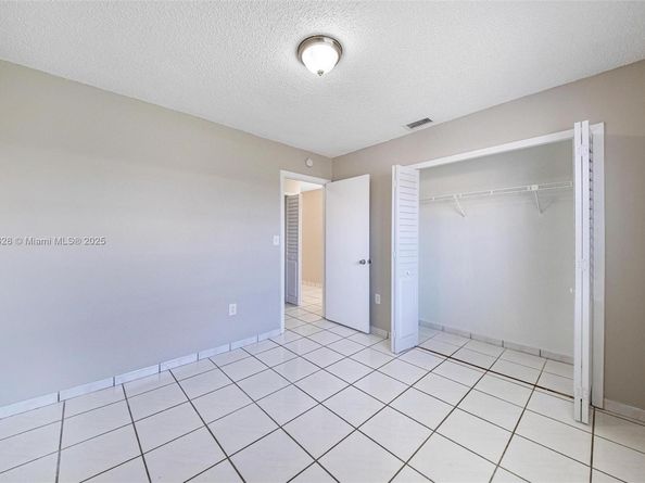 13910 SW 160th Ter, Miami FL 33177