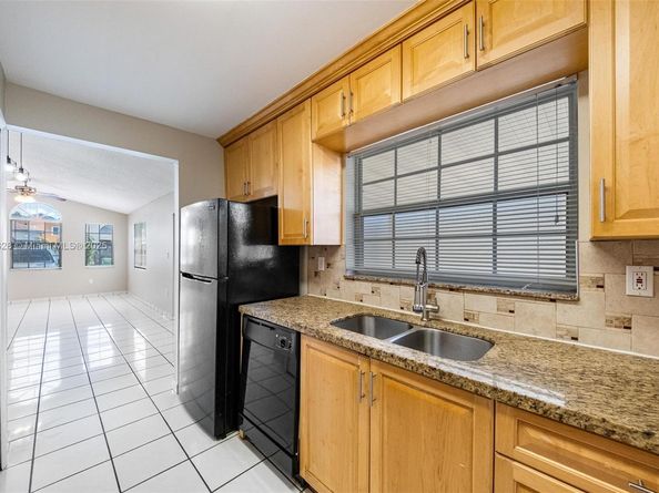 13910 SW 160th Ter, Miami FL 33177