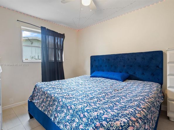 6441 NW 26th St, Sunrise FL 33313