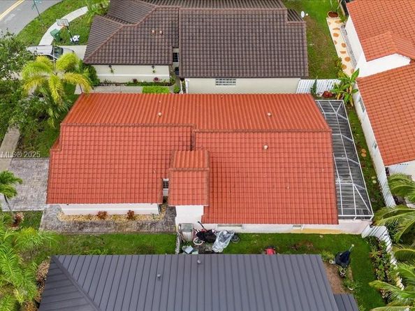 17610 SW 4th Ct, Pembroke Pines FL 33029