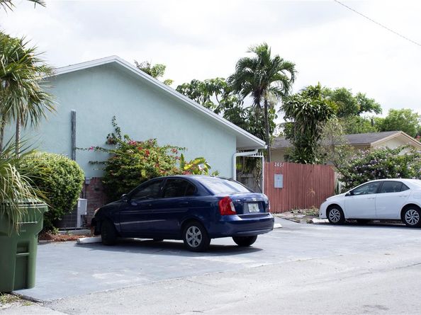 2651 Riverland Dr, Fort Lauderdale FL 33312