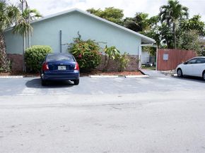 2651 Riverland Dr, Fort Lauderdale FL 33312