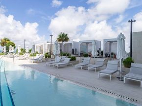 300 Biscayne Blvd Way 2505, Miami FL 33131