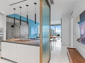 300 Biscayne Blvd Way 2505, Miami FL 33131