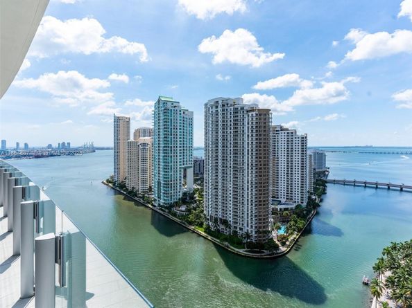 300 Biscayne Blvd Way 2505, Miami FL 33131