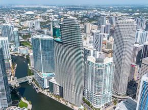 300 Biscayne Blvd Way 2505, Miami FL 33131