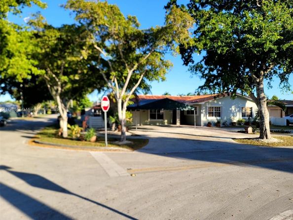 12945 Cherry Rd, North Miami FL 33181
