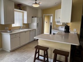 8269 Saint Johns Ct, Wellington FL 33414