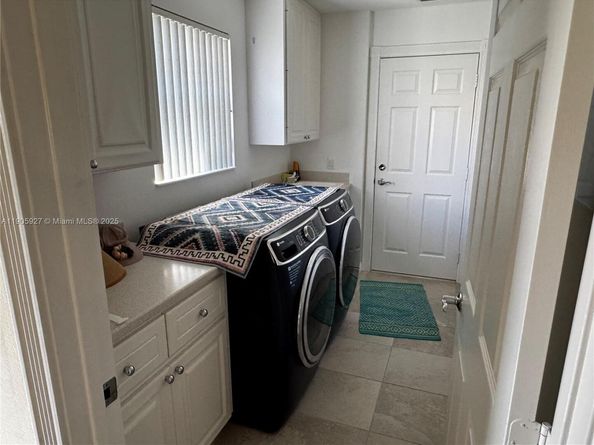 8269 Saint Johns Ct, Wellington FL 33414