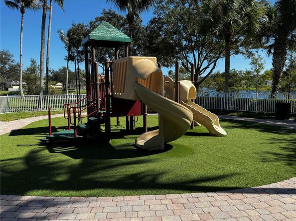 8269 Saint Johns Ct, Wellington FL 33414