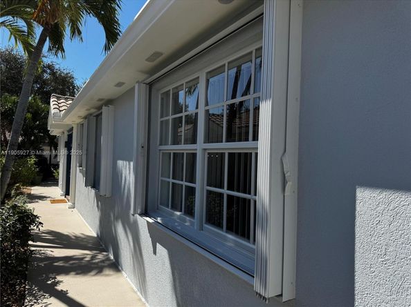 8269 Saint Johns Ct, Wellington FL 33414