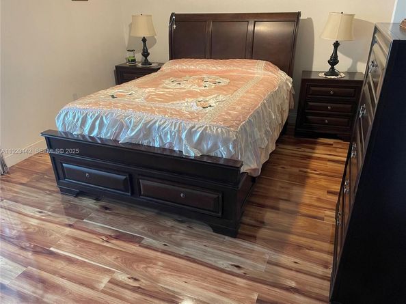 20120 NE 2nd Ave W28, Miami Gardens FL 33179