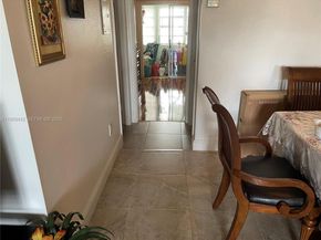 20120 NE 2nd Ave W28, Miami Gardens FL 33179